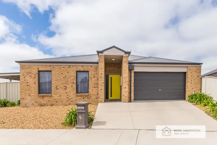 Main view of Homely townhouse listing, 5 Evans Way, Horsham VIC 3400
