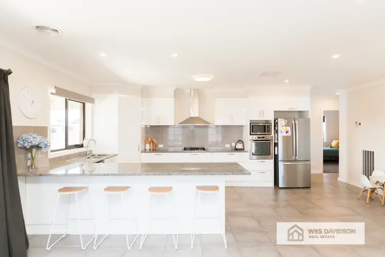 Second view of Homely townhouse listing, 5 Evans Way, Horsham VIC 3400