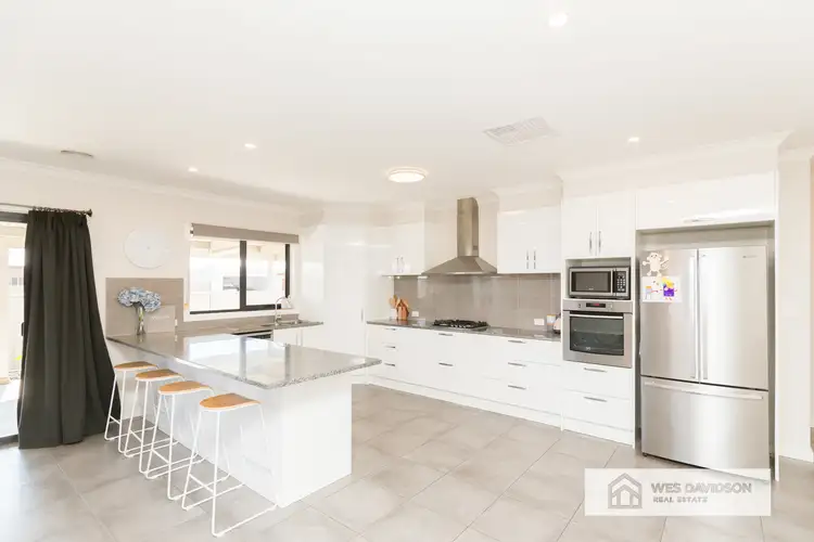 Third view of Homely townhouse listing, 5 Evans Way, Horsham VIC 3400