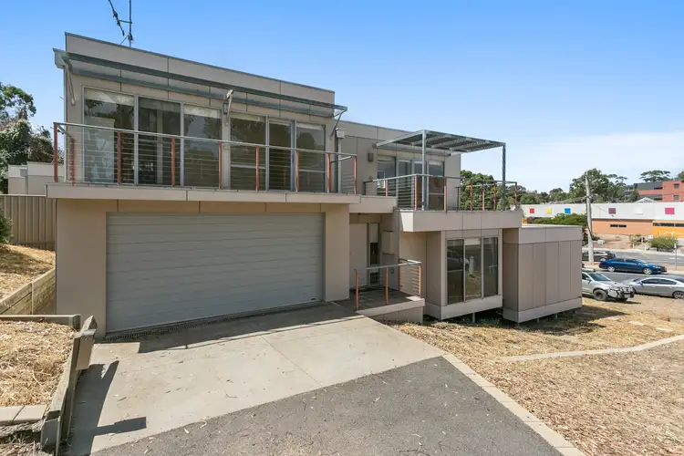 26 Sharon Street, Flora Hill VIC 3550