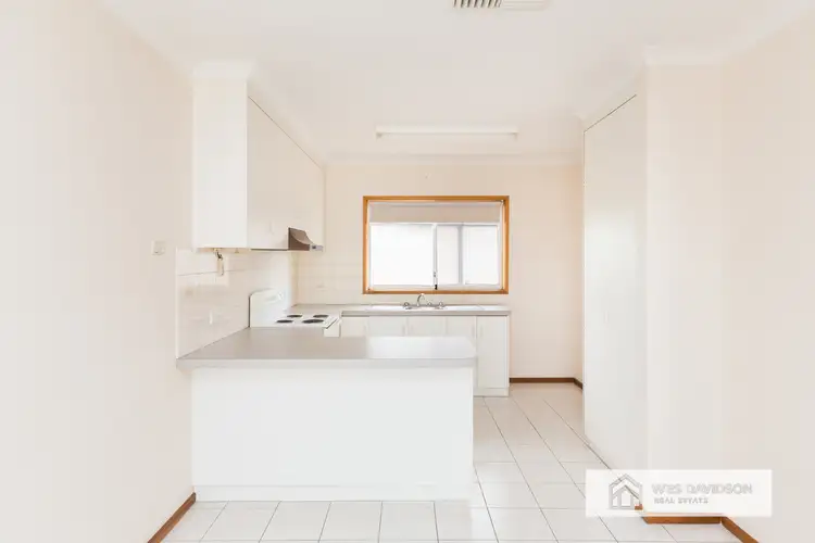 Fourth view of Homely unit listing, 11 Selkirk Drive, Horsham VIC 3400