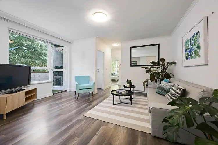 9/44 Waterloo Crescent, St Kilda VIC 3182