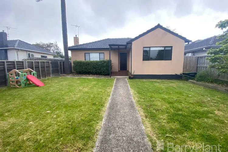 Main view of Homely unit listing, 1/18 Shepreth Avenue, Noble Park VIC 3174