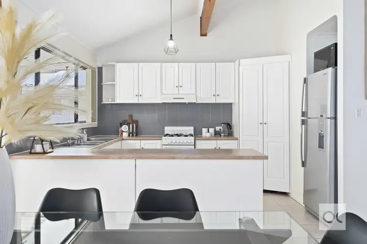 1 Mornes Court, Parafield Gardens SA 5107