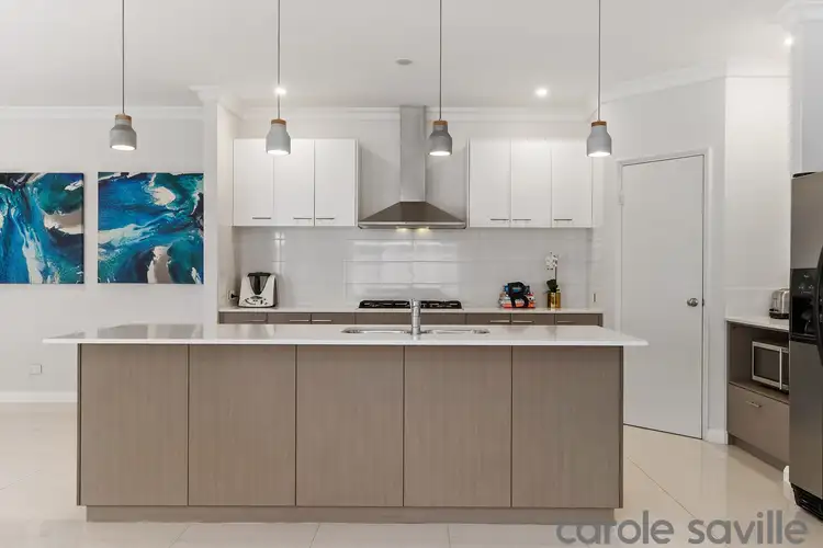 15 Liriope Parkway, Sinagra WA 6065