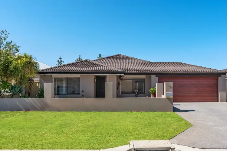 38 Liriope Parkway, Sinagra WA 6065