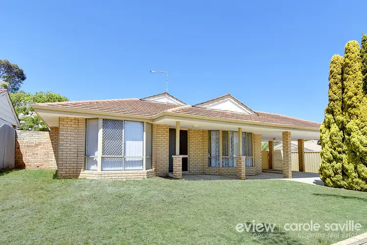 42 Greenfields Circle, Hocking WA 6065