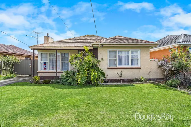 21 Heron Avenue, Sunshine North VIC 3020