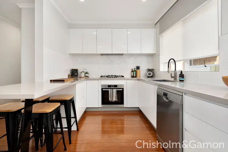 Second view of Homely apartment listing, 5/10 Avoca Avenue, Elwood VIC 3184