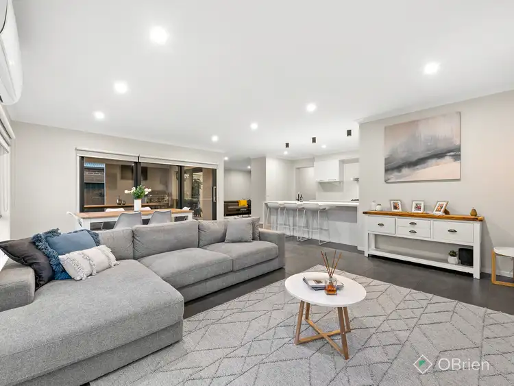 Second view of Homely house listing, 7 Oakwood Close, Officer VIC 3809