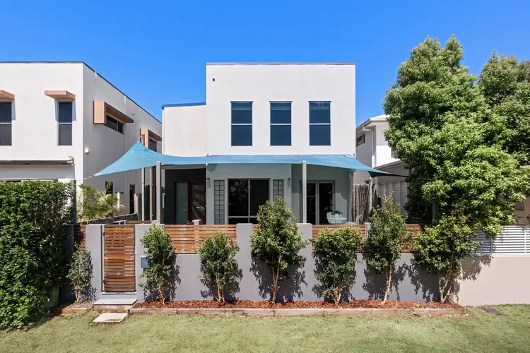 8 Riverbend Place, Bulimba QLD 4171