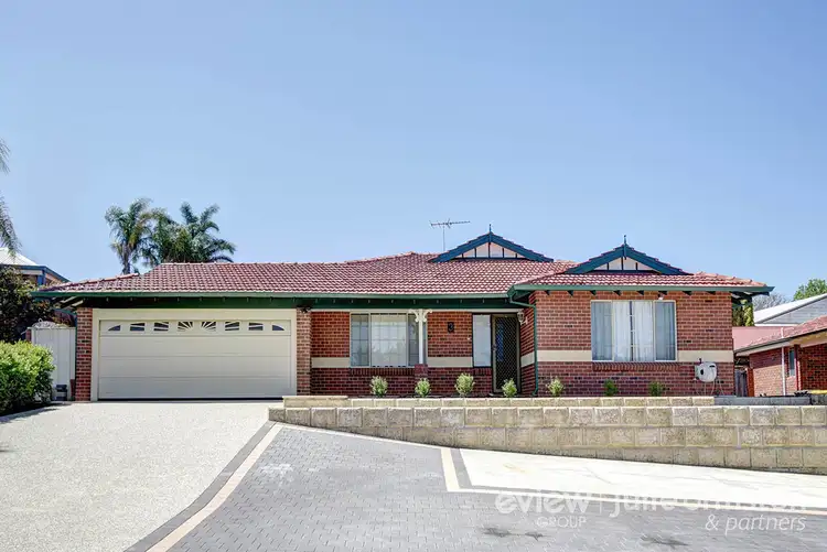 3 Dixon Parkway, Woodvale WA 6026