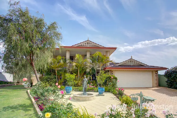11 Withers Grove, Woodvale WA 6026
