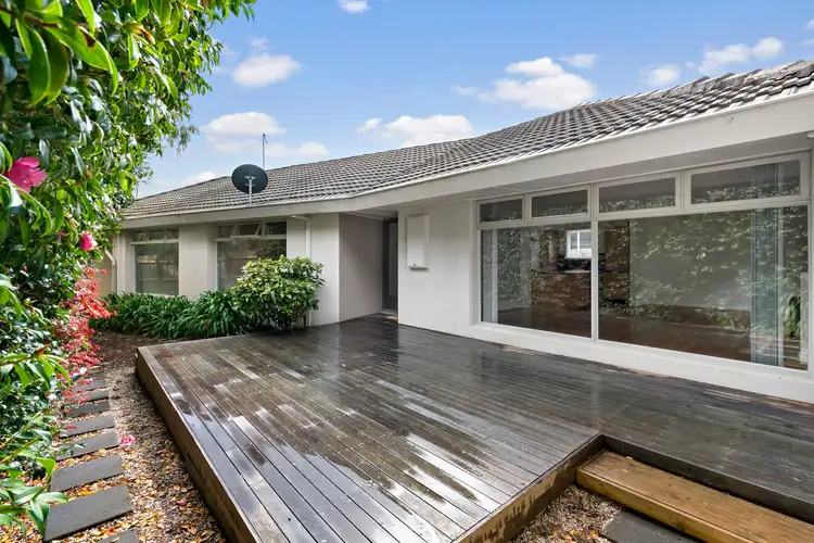 Main view of Homely house listing, 17 Nareen Court, Frankston South VIC 3199