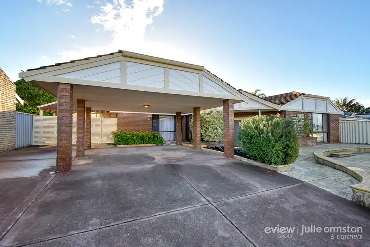 15 Willowcreek Mews, Woodvale WA 6026