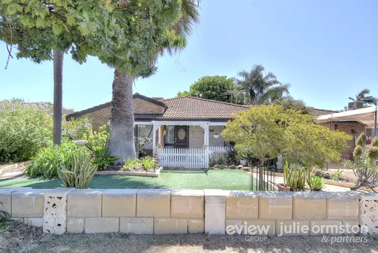 8 Chapel Court, Kingsley WA 6026
