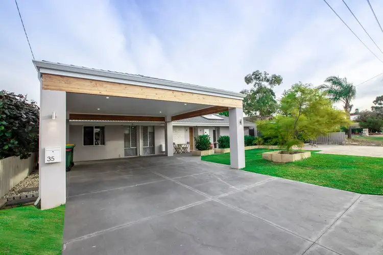 35 Trusmore Crescent, Craigie WA 6025