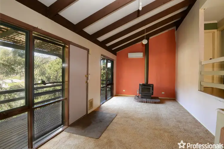 Fifth view of Homely house listing, 9 Pamela Court, Millgrove VIC 3799