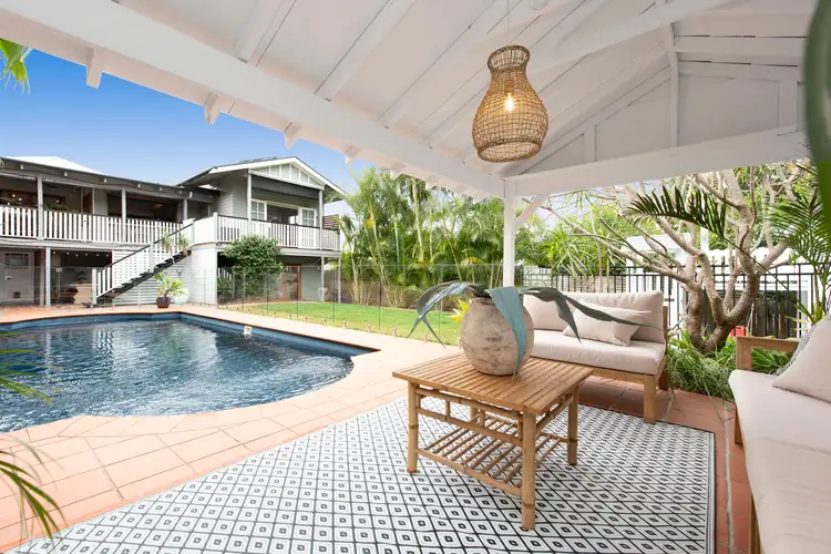 131 Chatsworth Road, Coorparoo QLD 4151