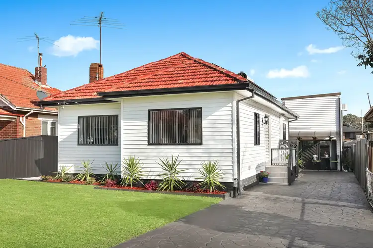 19 Leura Road, Auburn NSW 2144