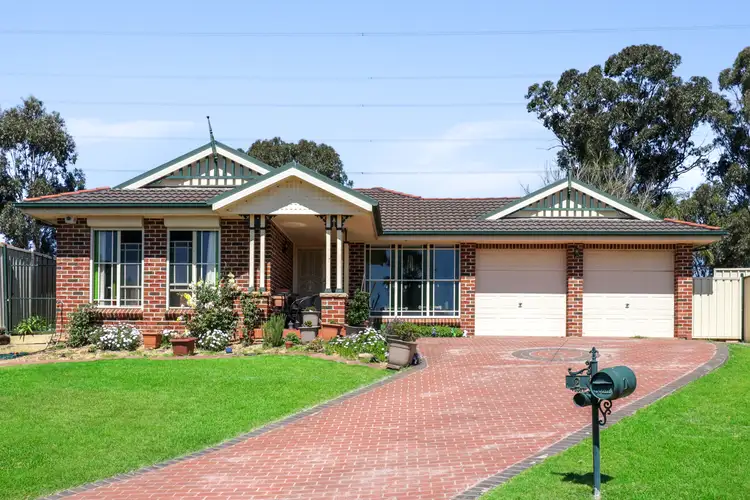 2 Dunstaffnage Place, Erskine Park NSW 2759