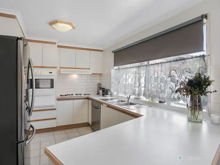 Second view of Homely house listing, 7 Ava Close, Berwick VIC 3806