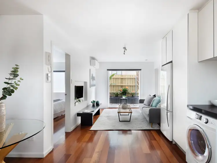 Third view of Homely apartment listing, 1/100 Westbury Street, Balaclava VIC 3183