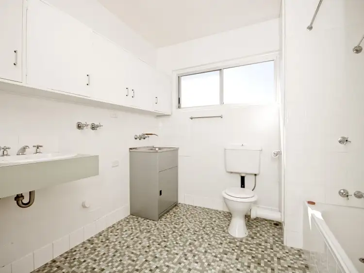 Seventh view of Homely apartment listing, 6/29 Windsor Road, Red Hill QLD 4059