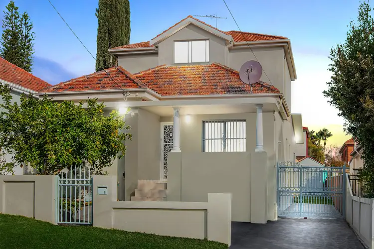 6 Hansen Avenue, Earlwood NSW 2206