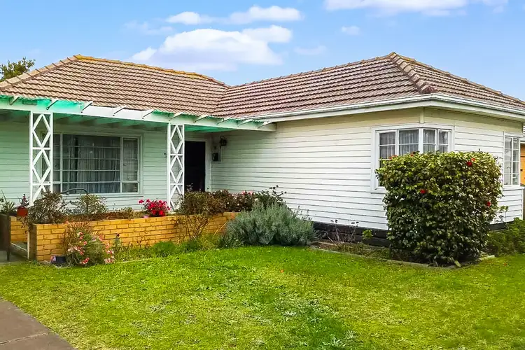 7 Maidstone Street, Altona VIC 3018