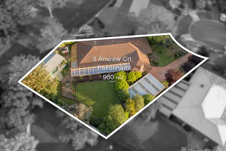 Second view of Homely house listing, 8 Andrew Court, Pakenham VIC 3810