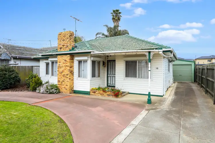 38 MacDonald Avenue, Altona North VIC 3025