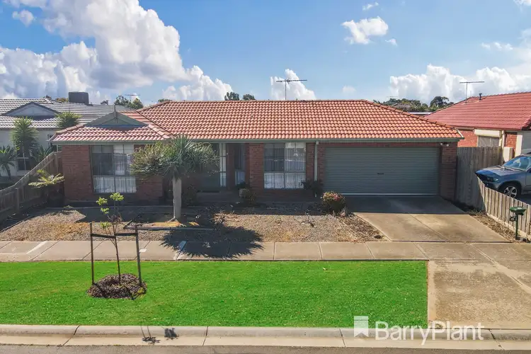 64 Greenhills Drive, Kurunjang VIC 3337