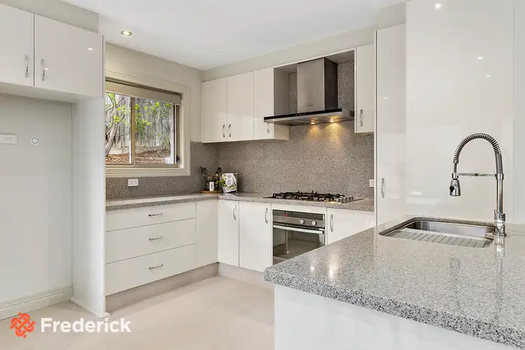 Fifth view of Homely townhouse listing, 2/52 Winfield Road, Balwyn North VIC 3104