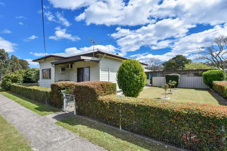 303 Cessnock Road, Abermain NSW 2326