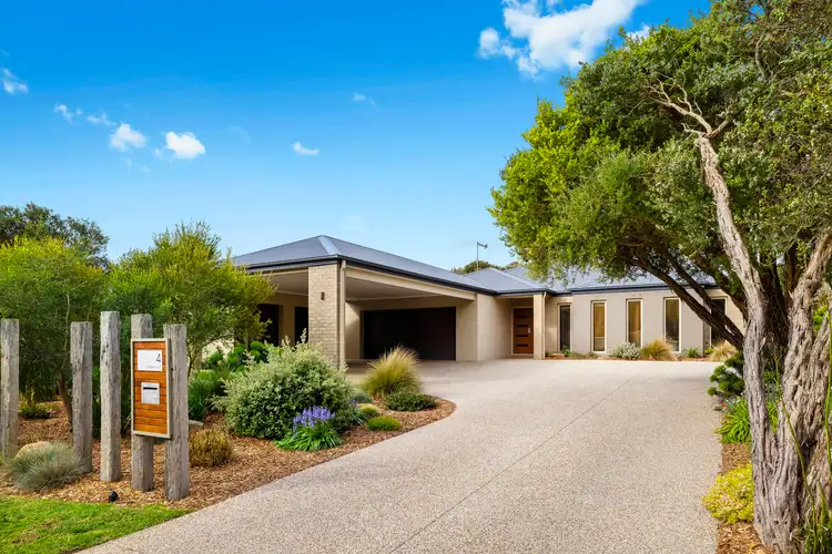 4 Douglas Court, Rye VIC 3941
