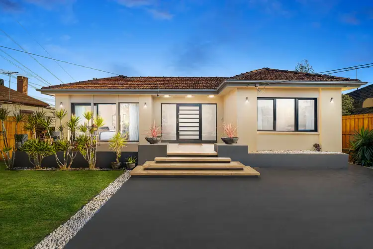 11 Oakland Street, Maribyrnong VIC 3032