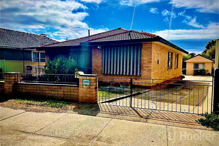 10 Richard Avenue, Crestwood NSW 2620
