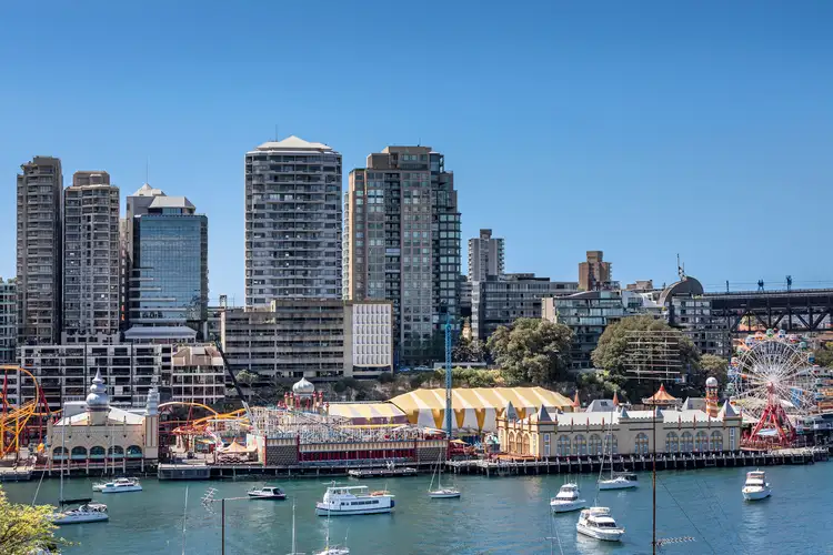 Fifth view of Homely apartment listing, 8/8-10 East Crescent Street, Mcmahons Point NSW 2060