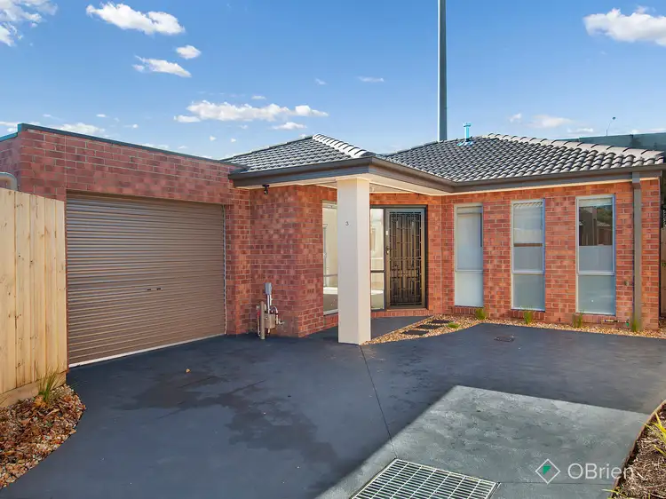 3/2 Jolly Street, Frankston VIC 3199