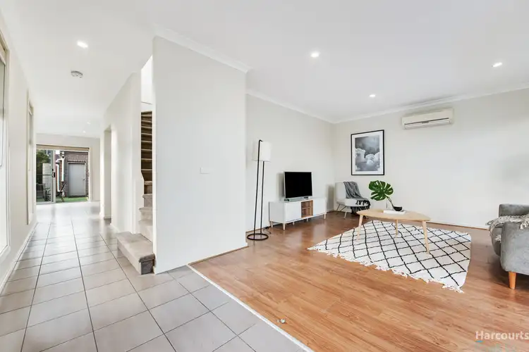Fifth view of Homely townhouse listing, 1 Carlow Walk, Lalor VIC 3075