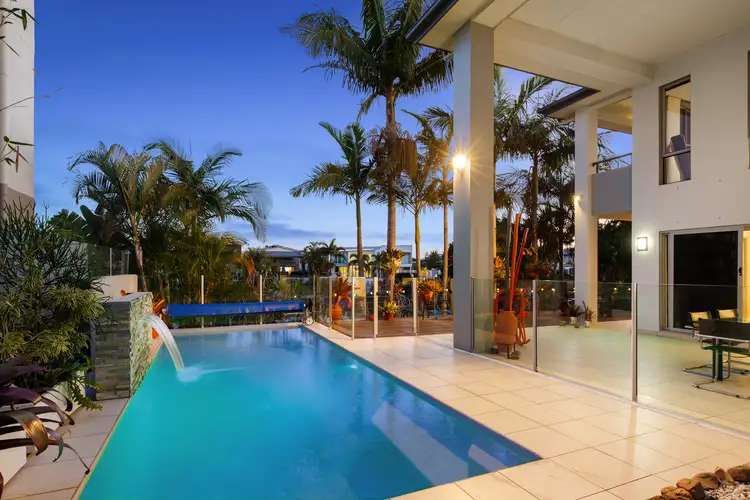 5 Ferrymans Court, Helensvale QLD 4212