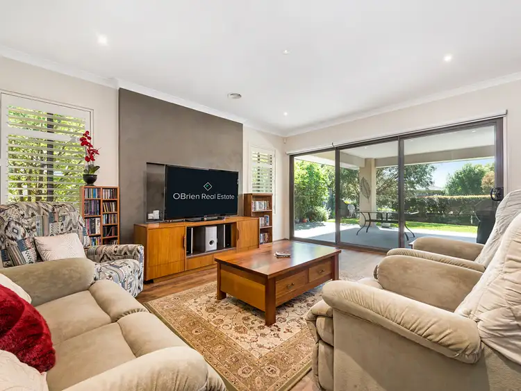 Third view of Homely house listing, 4 Ferrier Close, Sandhurst VIC 3977