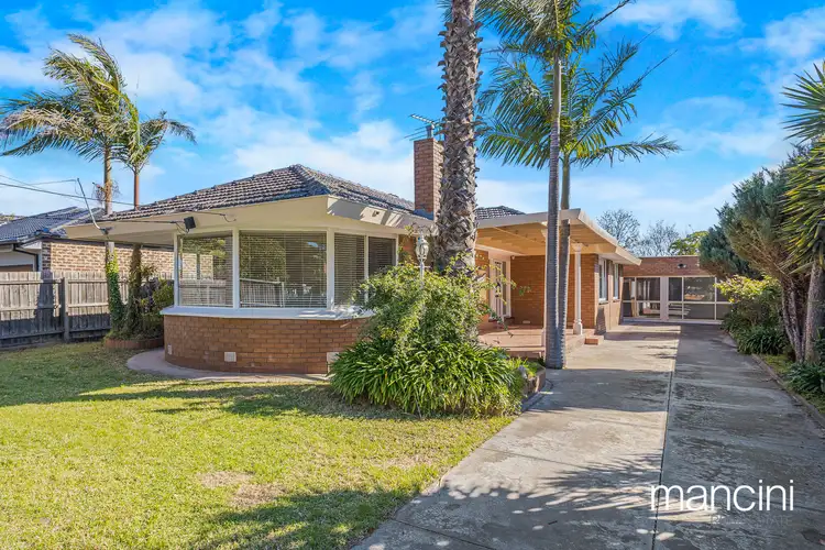 31 Fenfield Street, Altona VIC 3018