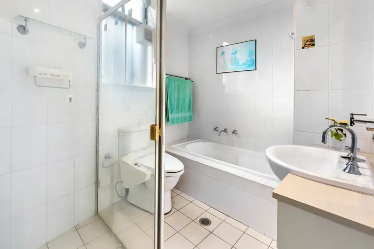 Sixth view of Homely apartment listing, 2/24-28 College Crescent, Hornsby NSW 2077