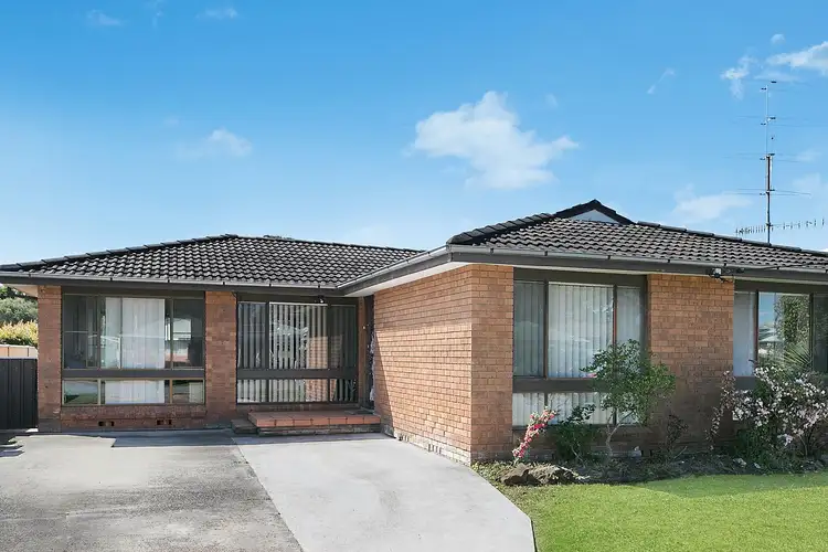 13 Colleen Street, Berkeley Vale NSW 2261