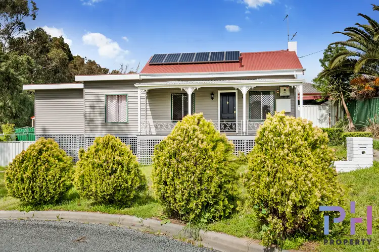 2 Spring Street, Quarry Hill VIC 3550