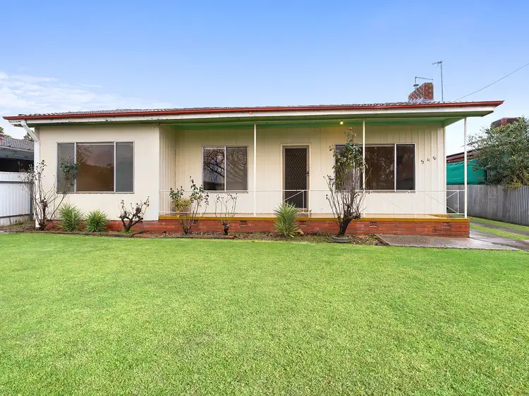 548 Moffat Street, Lavington NSW 2641