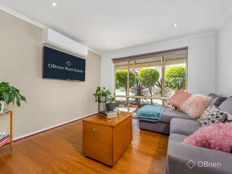 Fifth view of Homely house listing, 4 Falkiner Court, Carrum Downs VIC 3201