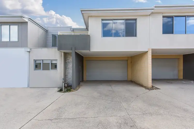 7/10 - 12 Kooyong Way, Caroline Springs VIC 3023